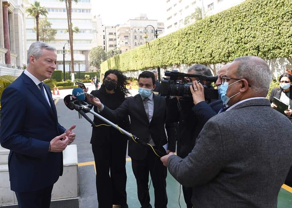 وزير المالية الفرنسي: الرئيس ماكرون حريص على تقديم كل صور الدعم الممكن لمصر لاجتياز تداعيات الأزمة الروسية الأوكرانية