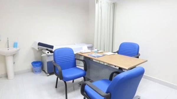 جامعة دمياط تقبل تبرع بـ100 مليون جنيه لإنشاء العيادات الخارجية بالمستشفى الجامعى