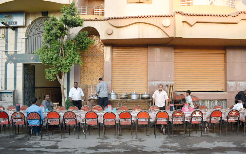 توقعات بانخفاض الطلب على فراشة موائد الرحمن العام الجارى