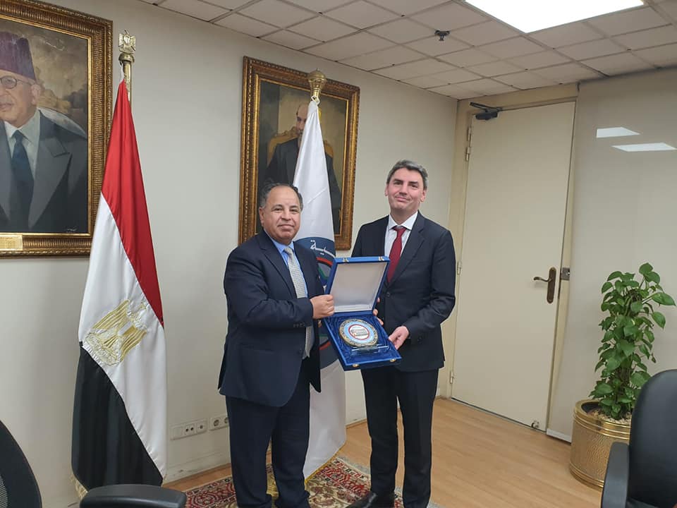وزير المالية: تعميق التعاون مع "بنك الاستثمار الأوروبى" فى مجالات الصحة والتعليم