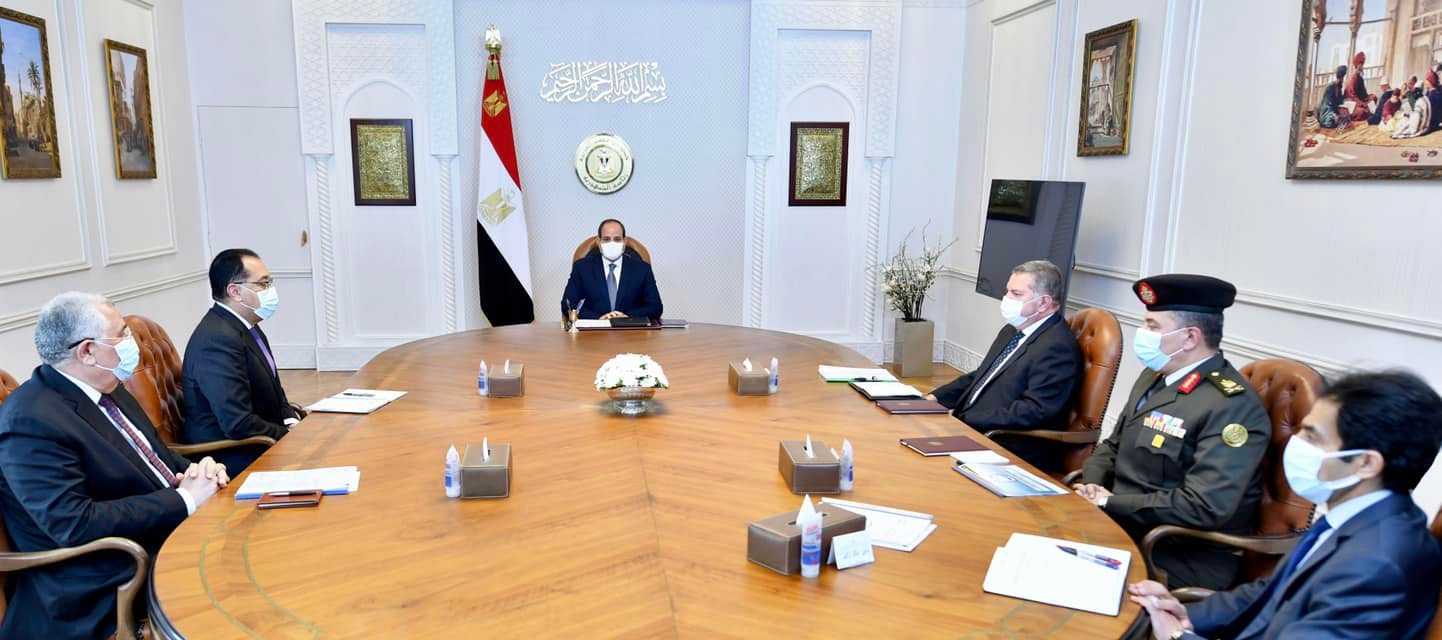 "السيسى" يوجه بإعداد تقييم دقيق ومتكامل لتجربة زراعة القطن قصير التيلة فى مصر