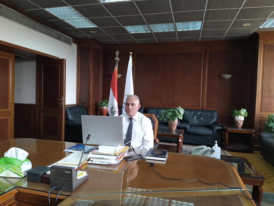 وزير الرى يبحث مع لجنة إيراد نهر النيل الاستفادة من الموارد المائية بالشكل الأمثل