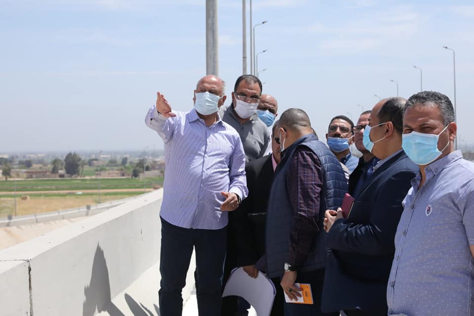 وزير النقل: بدء أعمال الجسات وتنفيذ جسر السكة لمسار الخط الثاني للقطار الكهربائي السريع