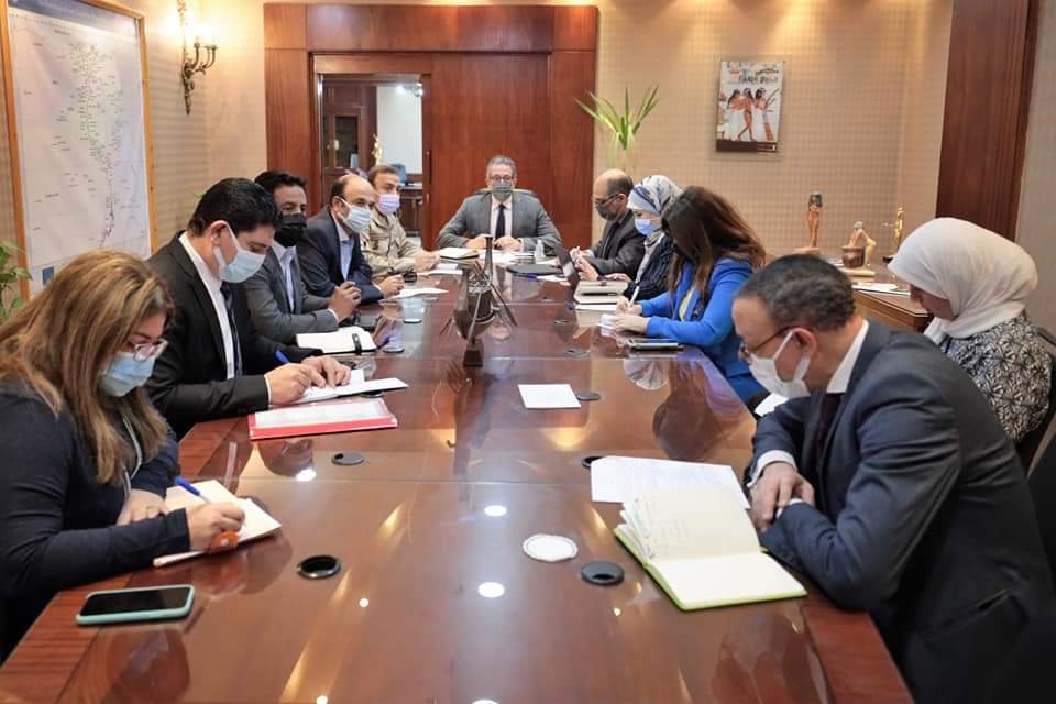 وزير السياحة يبحث الخطة الترويجية للمتحف المصري الكبير خلال الفترة القادمة