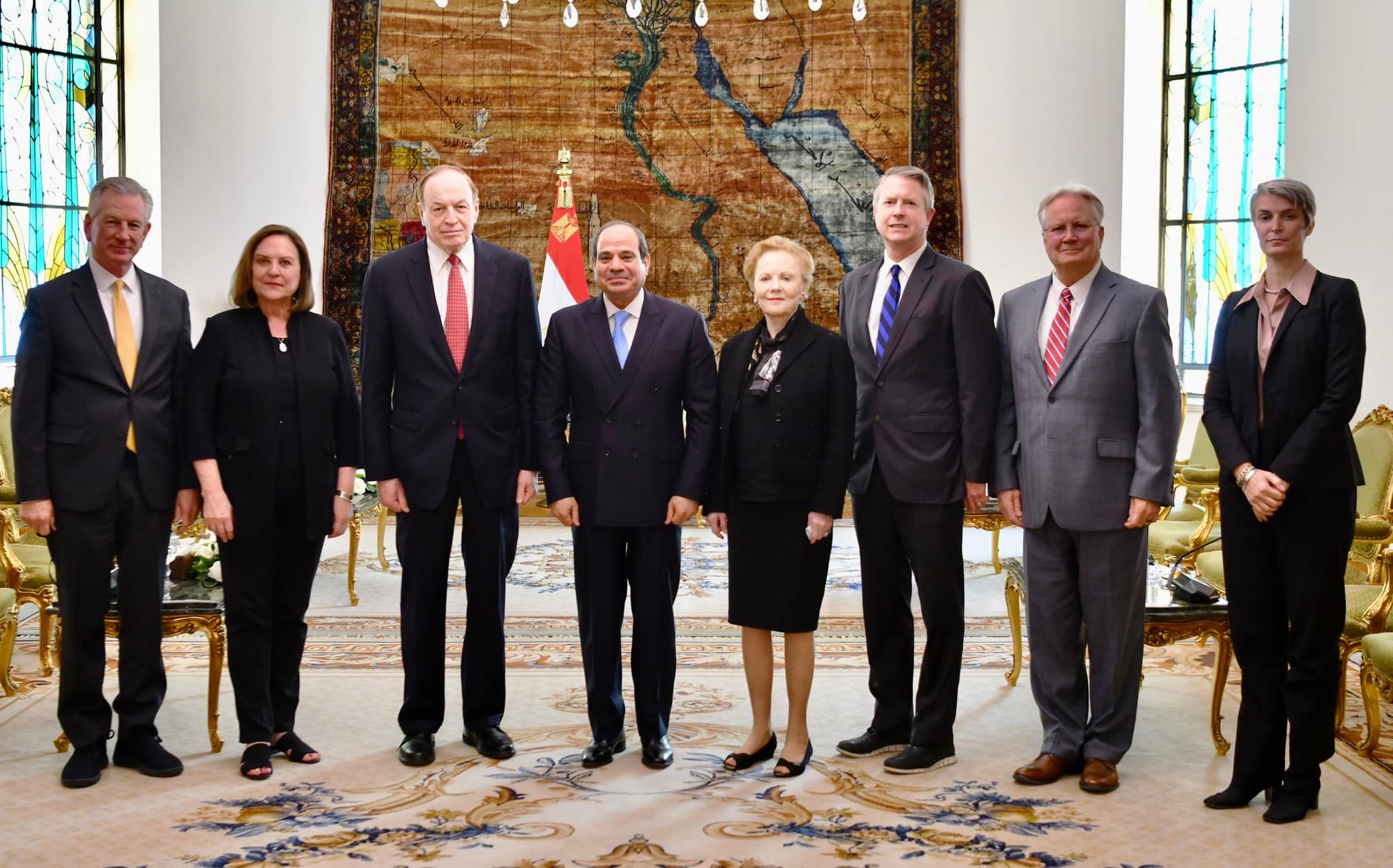 السيسي يبحث مع وفد من الكونجرس الأمريكي سبل تعزيز العلاقات الثنائية