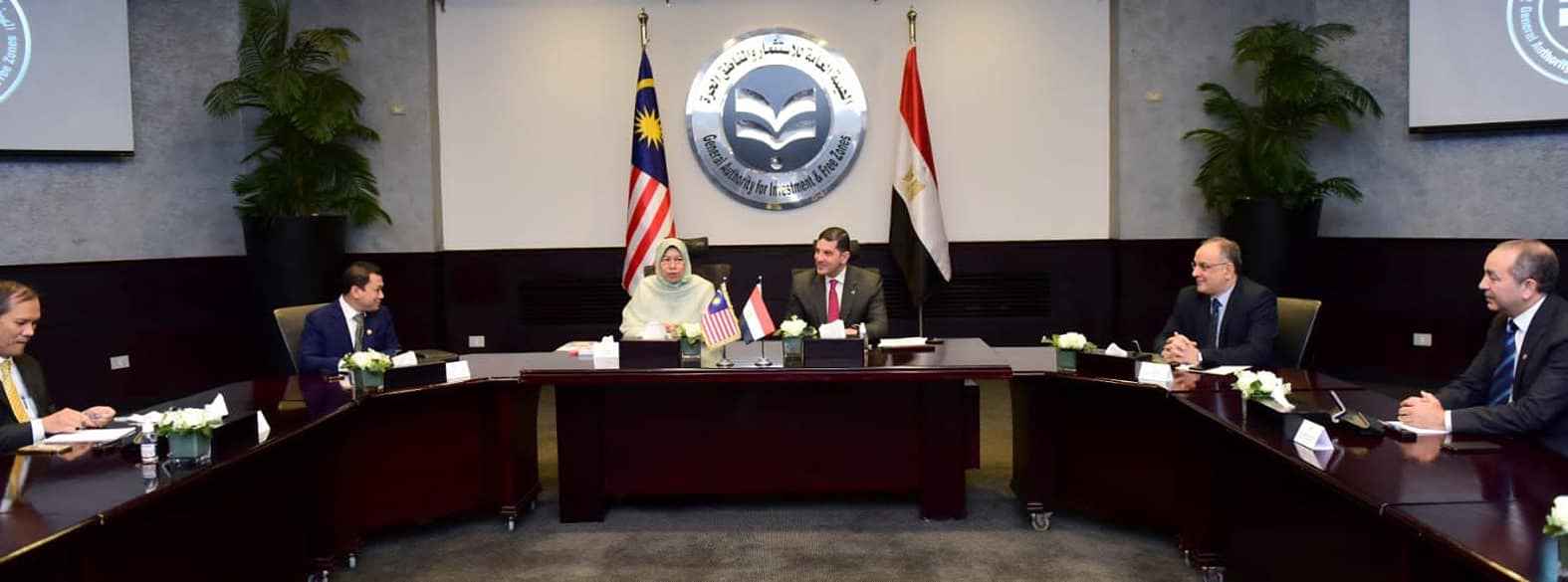 "عبد الوهاب" يبحث فرص إقامة استثمارات ماليزية جديدة في مصر