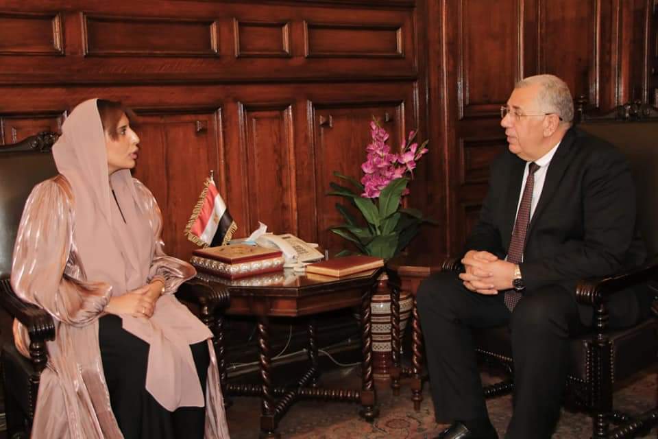 وزير الزراعة يبحث مع سفيرة الإمارات بالقاهرة آفاق الاستثمار الزراعي بين البلدين