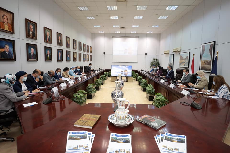 3 وزراء يتابعون مستجدات تحويل شرم الشيخ لمدينة خضراء صديقة للبيئة