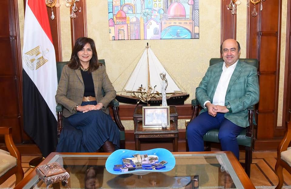 وزيرة الهجرة تبحث مع فاركو للأدوية التعاون المشترك في إطار مؤتمر "مصر تستطيع بالصناعة"