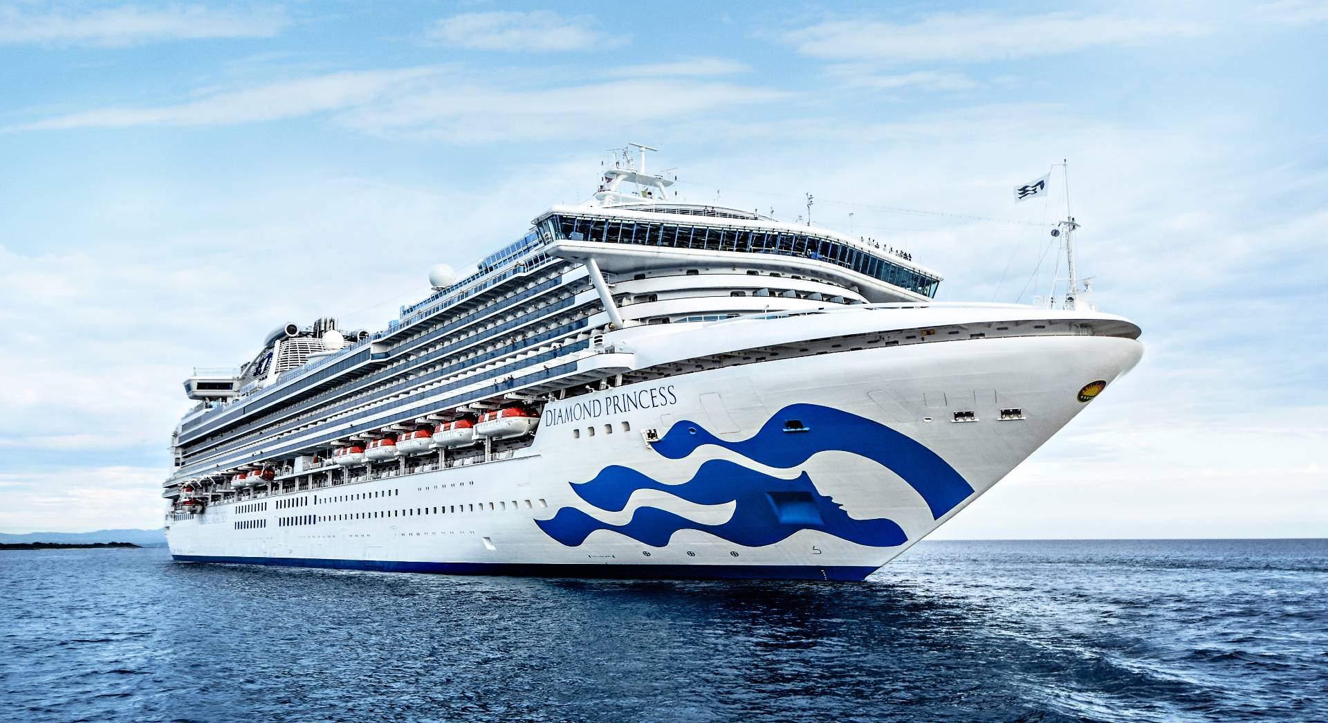 اليابان تراجع قواعد تشغيل القوارب السياحية