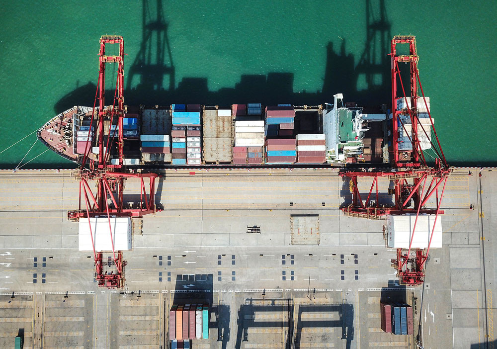 صادرات الصين ؛ الصادرات ؛ الواردات ؛ الاقتصاد العالمى ؛ التجارة العالمية ؛ سلاسل التوريد