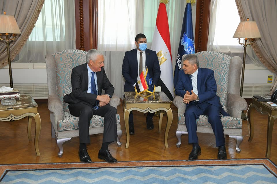 مذكرة تعاون بين قناة السويس وغرفة الملاحة الدولية