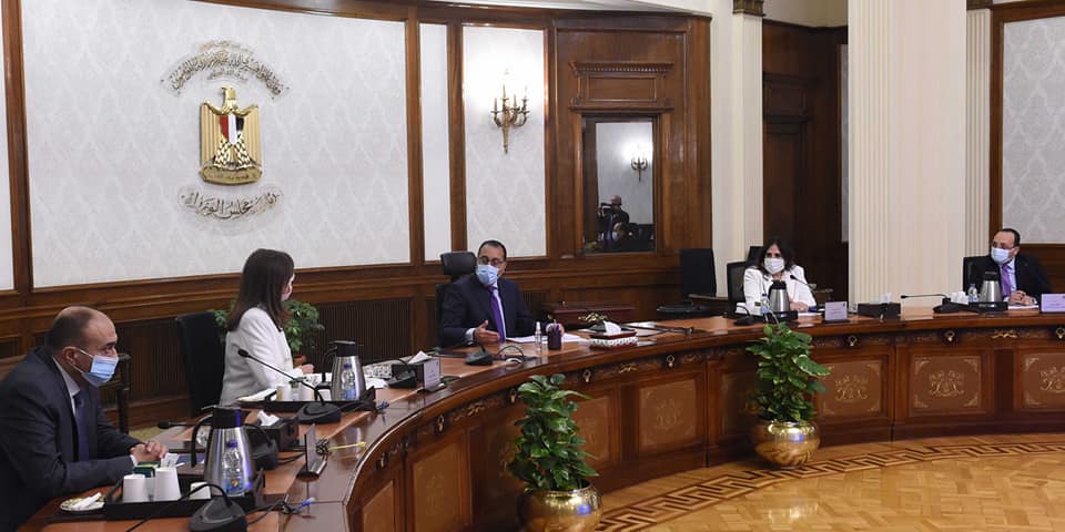 رئيس الوزراء يتابع إجراءات البرنامج الوطنى للإصلاحات الهيكلية