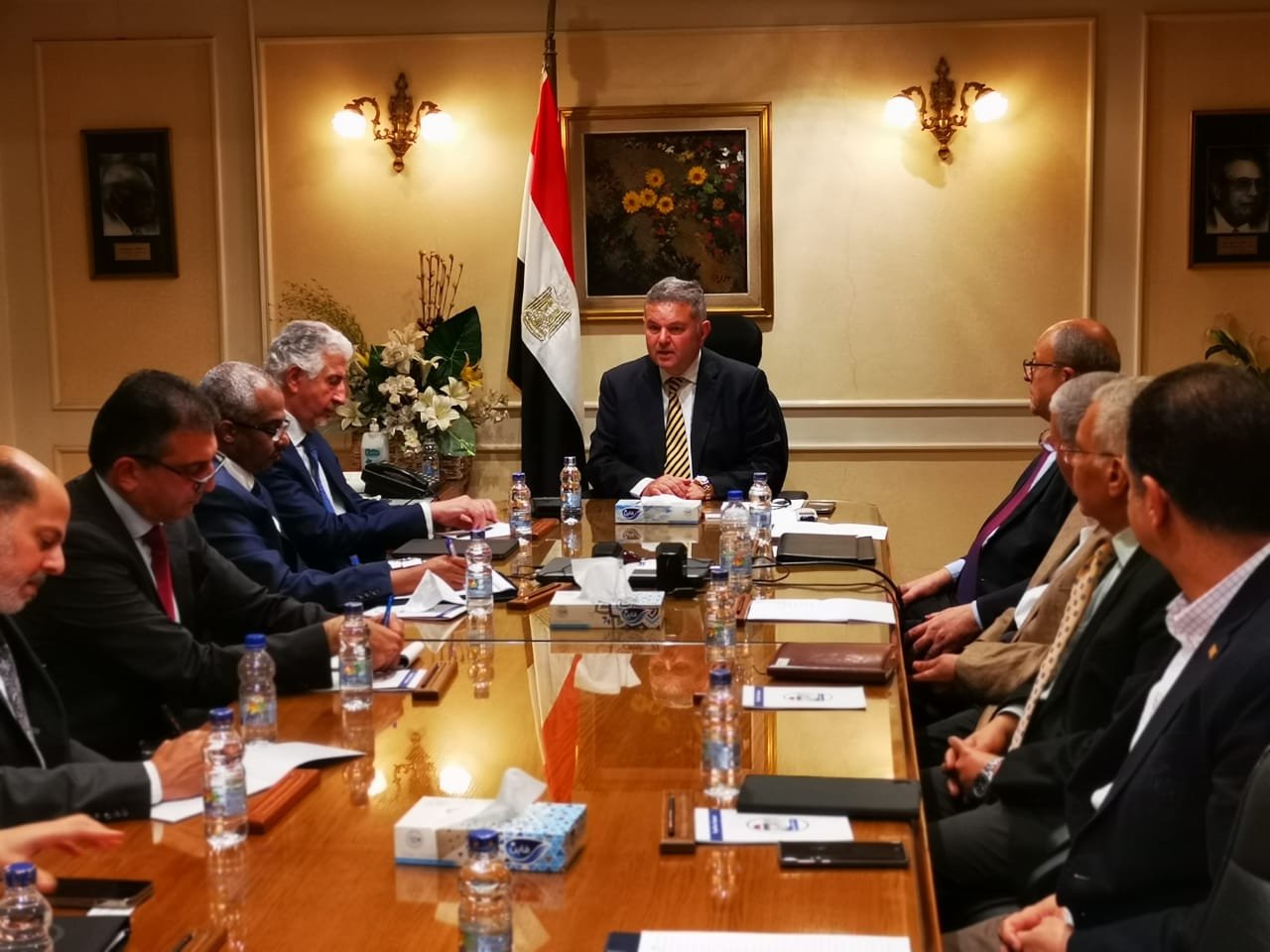 وزير قطاع الأعمال: 1100 شركة سجلت على كتالوج "جسور" بإجمالى 18 ألف منتج