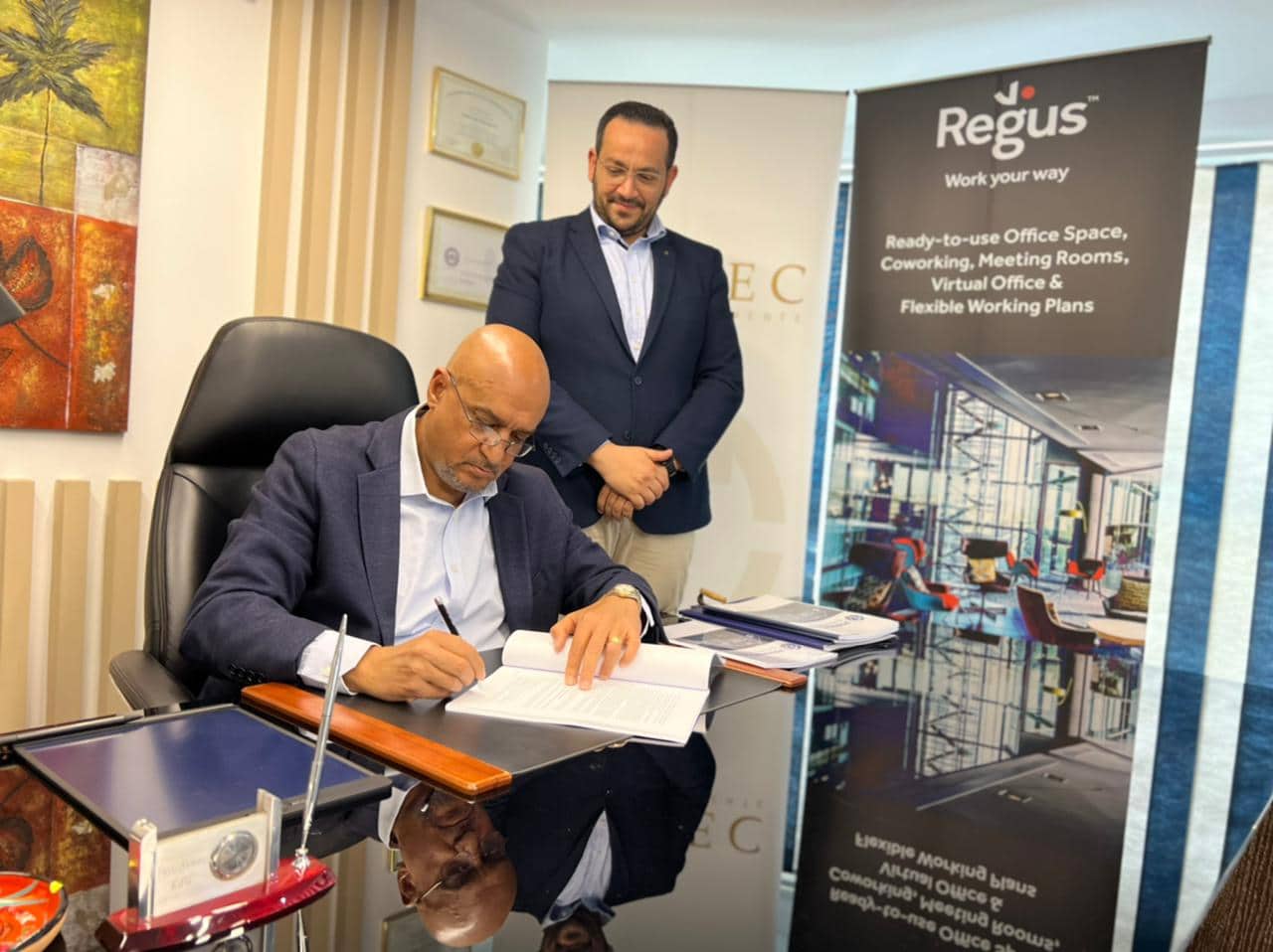 شراكة بين "IWG" و"أجيك للتطوير" لتلبية الطلب المتزايد على مساحات العمل المشتركة