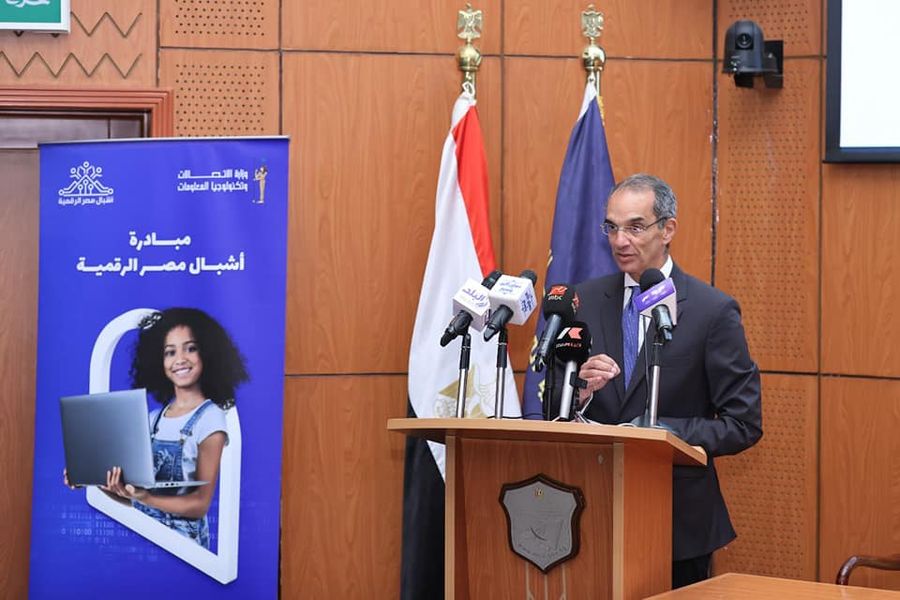 رئيس الوزراء يصدر قرارا بتعيين “أسامة الجوهري” رئيسا لمركز المعلومات