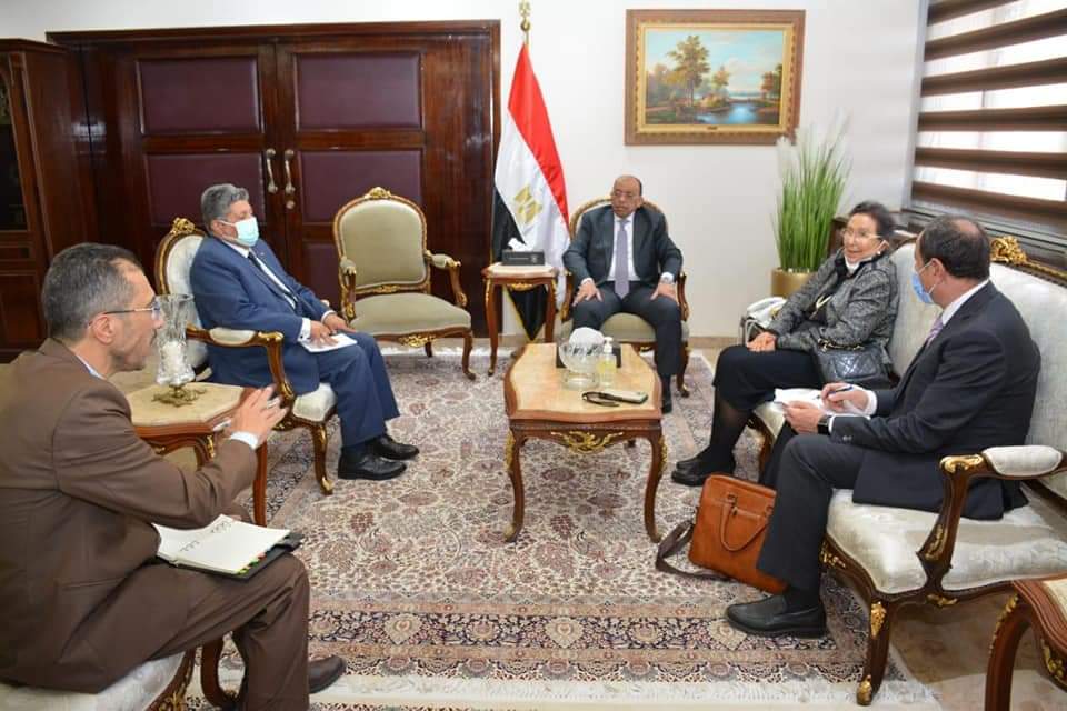 “شعراوى” يتابع جهود “ارتقاء” للقيام بخدمات جمع القمامة ونظافة الشوارع