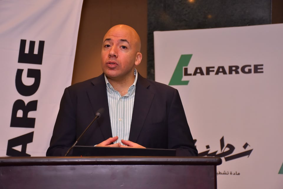 أحمد عبده، رئيس القطاع التجارى والتسويق بشركة لافارج مصر