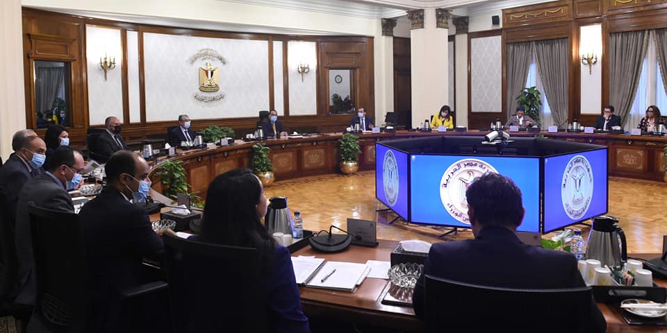 رئيس الوزراء يستعرض مقترح خطة المساهمات الوطنية للمجلس الوطني للتغيرات المناخية