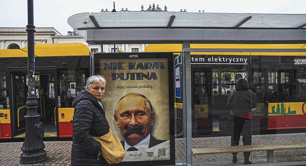 آثار الحرب تضرب اقتصادات أوروبا الشرقية لعقود