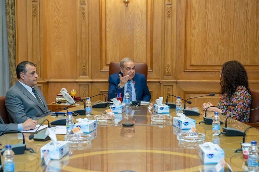 “وزير الإنتاج الحربي” يستقبل عدد من علماء وخبراء مصر بالخارج