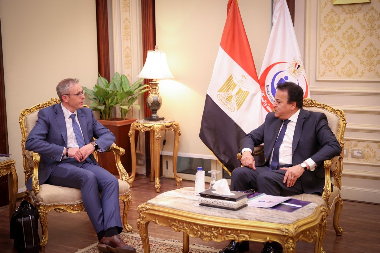 "الصحة" تبحث مع "جنرال إليكتريك" الأمريكية توفير أجهزة طبية تعمل بالذكاء الاصطناعي