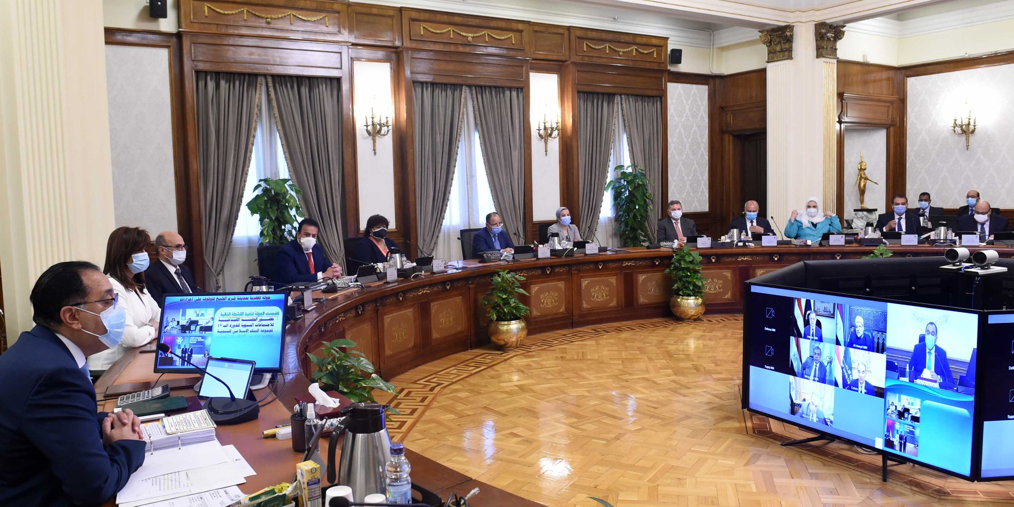 "الوزراء": تعديل الحد الشرقى لـ"القاهرة" لضم أراضى العاصمة الإدارية