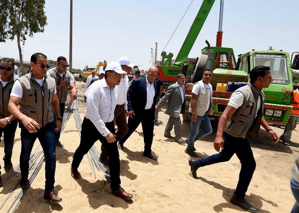 "رئيس الوزراء" يتابع تنفيذ مشروع كباري شربين ضمن أعمال تطوير المزلقانات