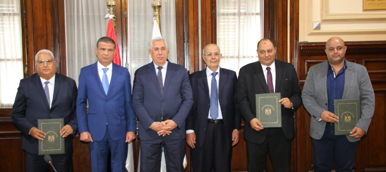 وزير الزراعة يشهد توقيع بروتوكول تعاون فى مجال تحسين سلالات الثروة الحيوانية