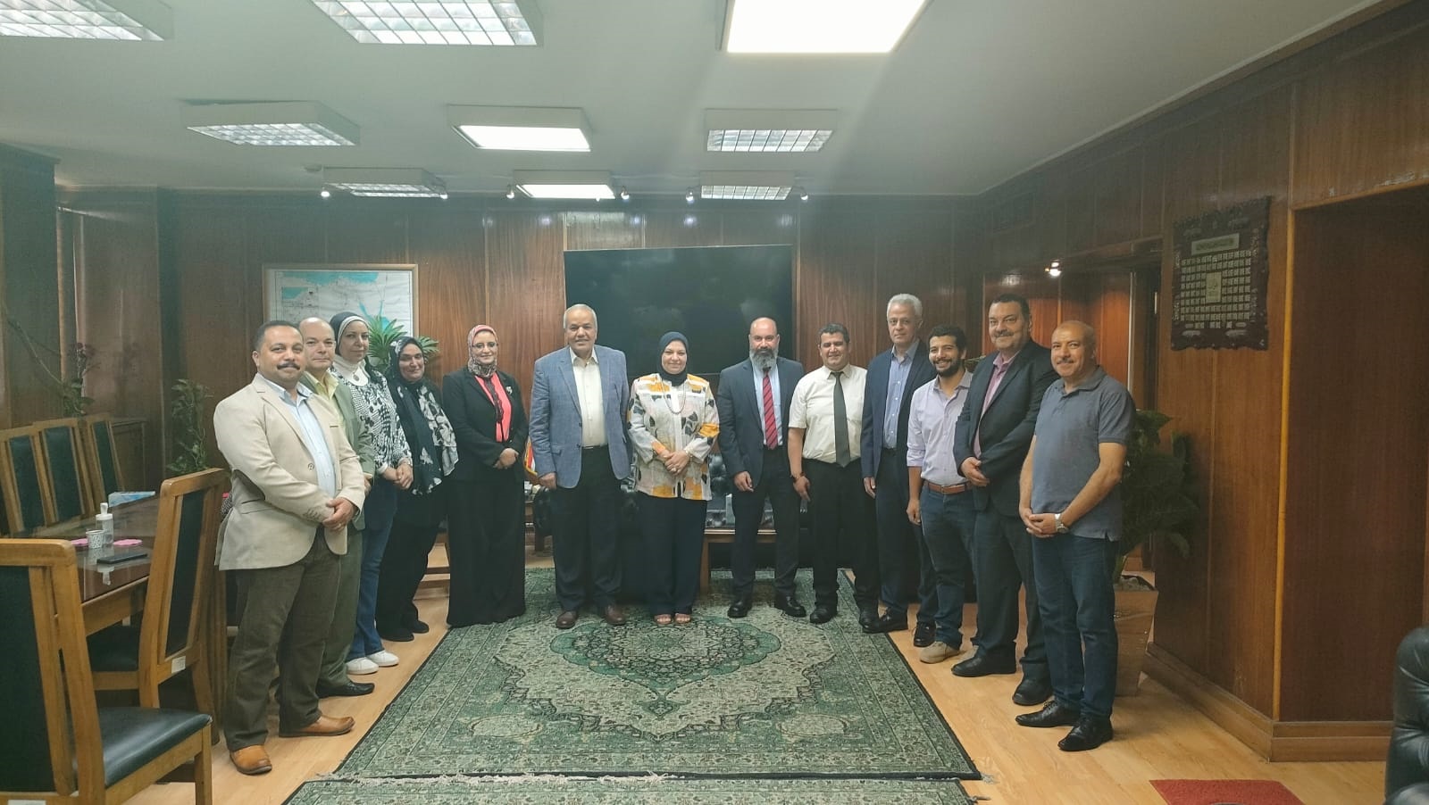 "المصرية لنقل الكهرباء" توقع عقد تأهيل محطة محولات "طما" بـ100 مليون جنيه