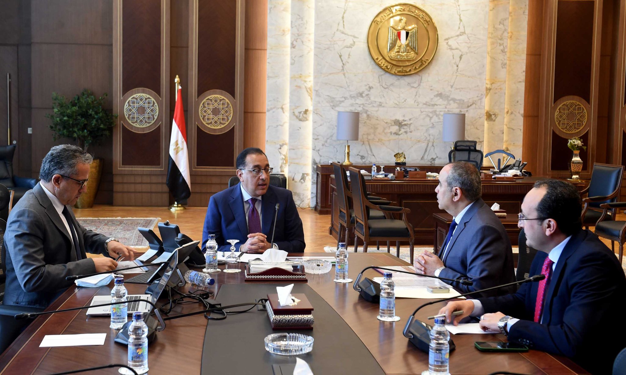 "رئيس الوزراء" يؤكد اهتمام الدولة بتبني كل الإجراءات الممكنة لزيادة السياحة الوافدة