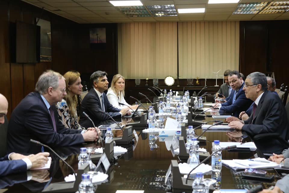 وزير الكهرباء يبحث مع مفوضة الطاقة الأوروبية سبل تعزيز التعاون المشترك