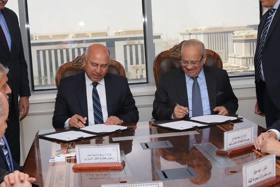 “النقل” توقع مذكرة تفاهم لإنشاء البنية الفوقية لمحطتين بميناءي الدخيلة والسخنة