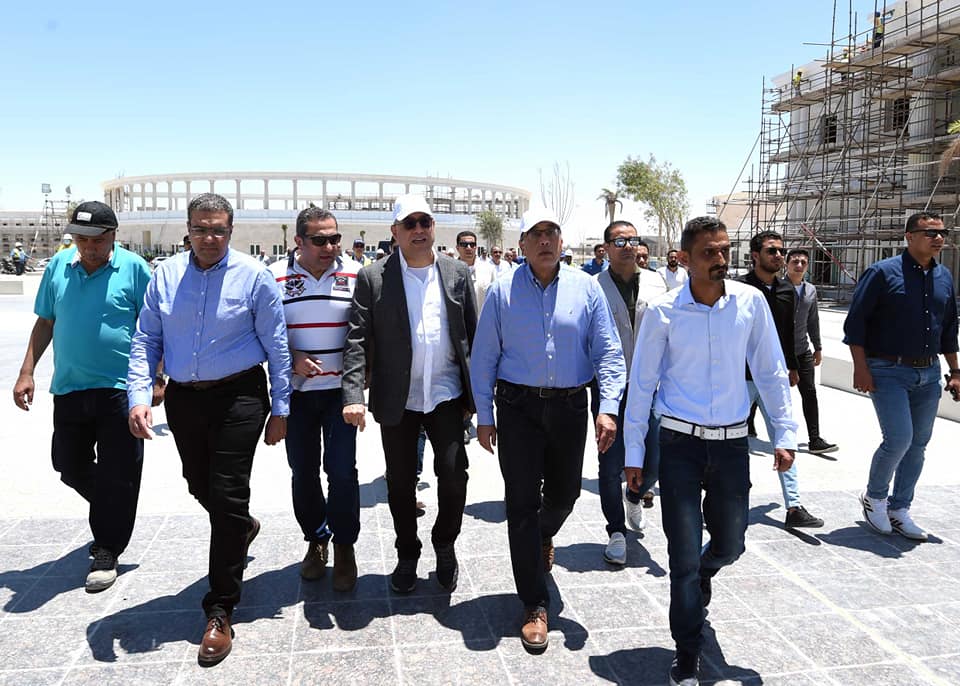 "رئيس الوزراء" يتفقد مشروع المدينة التراثية بالعلمين الجديدة