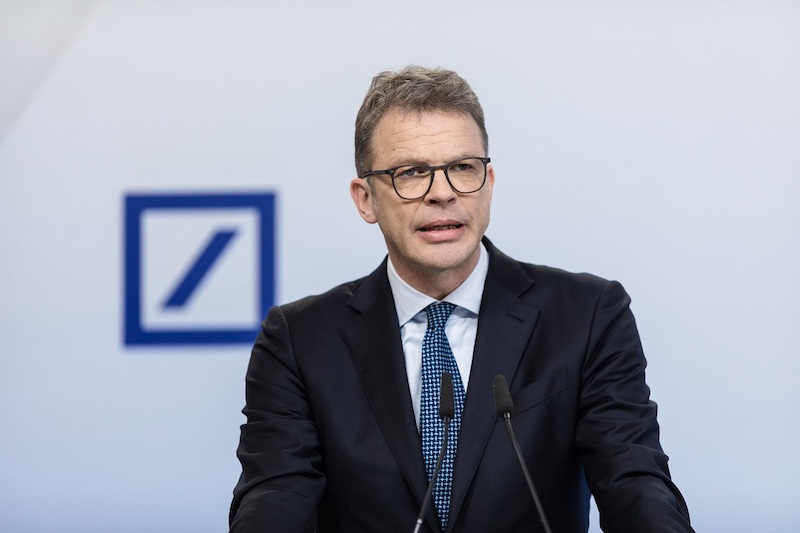 كريستيان سوينج المدير التنفيذي ل دويتشه بنك