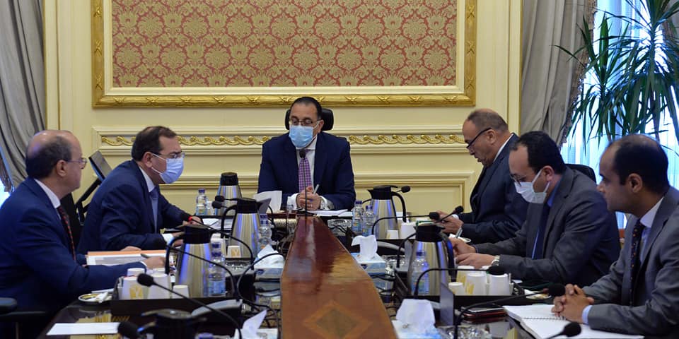 رئيس الوزراء: طرح فرص ومشروعات استثمارية مهمة بقطاع البتروكيماويات للقطاع الخاص