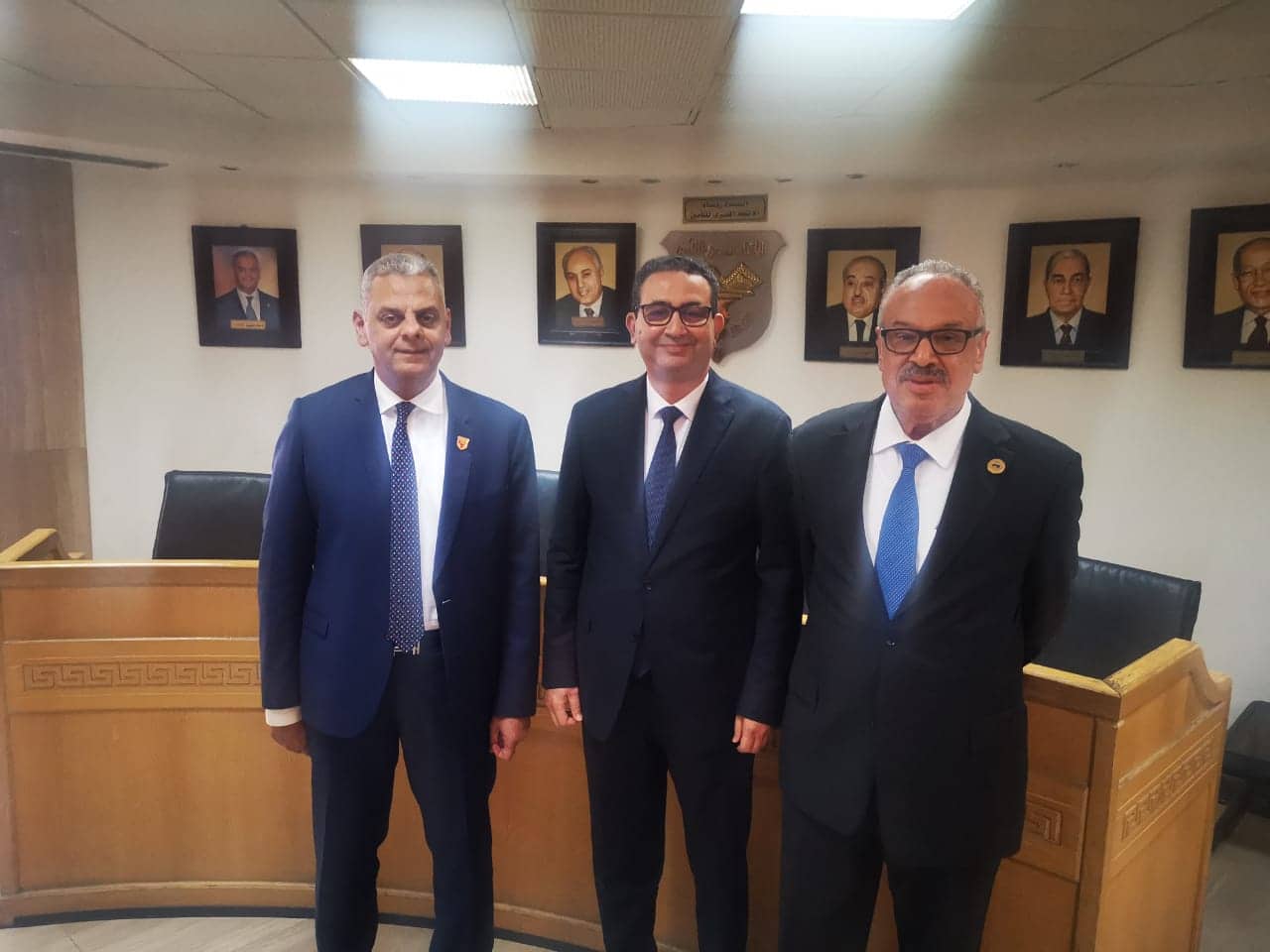 "المصرى للتأمين" يدرس الاستفادة من تجارب السوق التونسى فى التأمينات الزراعية ومتناهية الصغر