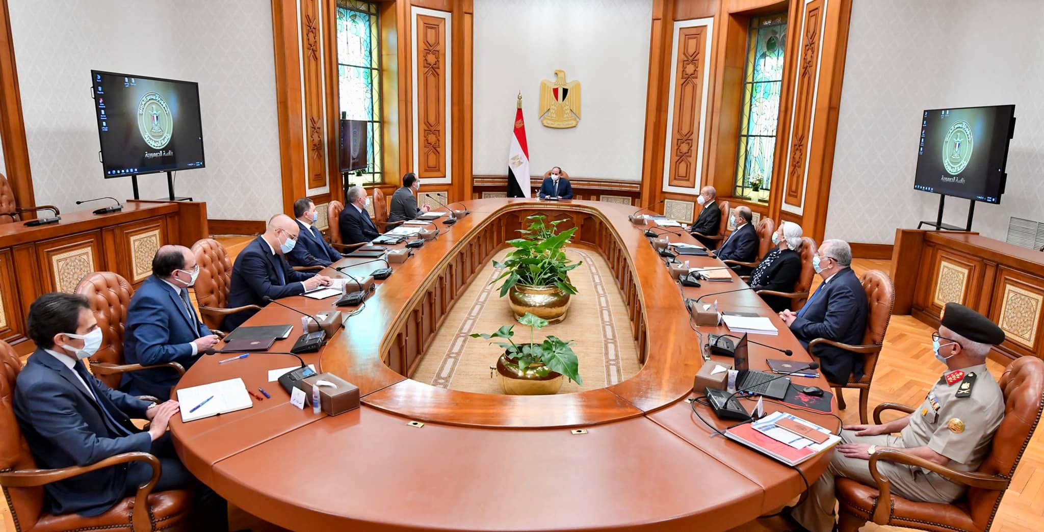 "السيسي" يوجه بالاستمرار في جهود تطهير وتطوير بحيرة المنزلة