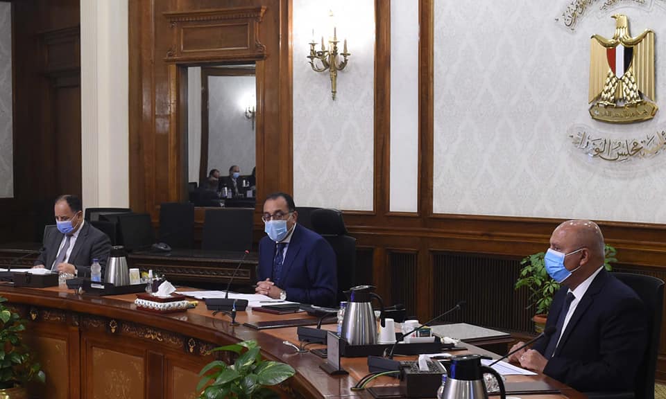 رئيس الوزراء يتابع الموقف التنفيذى لمنظومة النقل الذكى