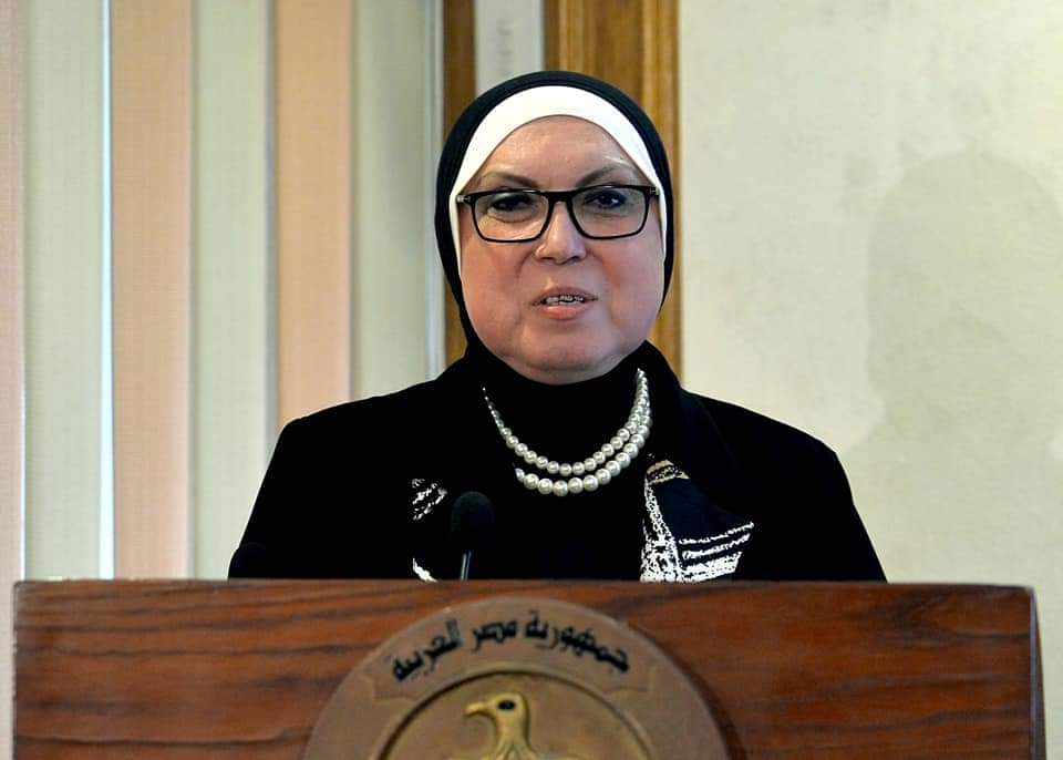 نيفين جامع: الانتهاء من 81 إجراء من قائمة الـ100 إجراء لتحفيز الاستثمار فى القطاع الصناعى