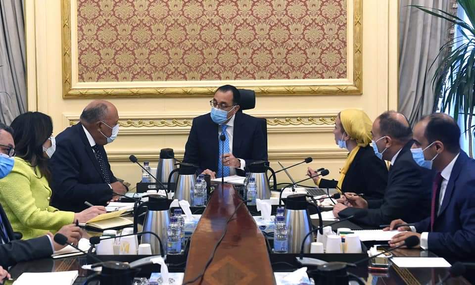 رئيس الوزراء يتابع جهود التحضير لاستضافة مصر للدورة الـ27 لمؤتمر تغير المناخ