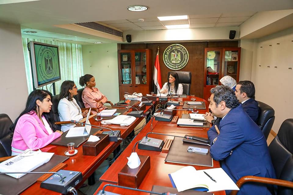 وزيرة التعاون الدولي تلتقي فريق عمل رواد العمل المناخي بالأمم المتحدة