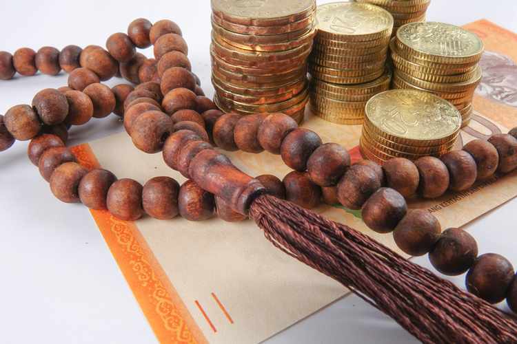 الصيرفة الإسلامية ؛ البنوك الإسلامية ؛ التمويل الإسلامي ؛ التمويل الإسلامى