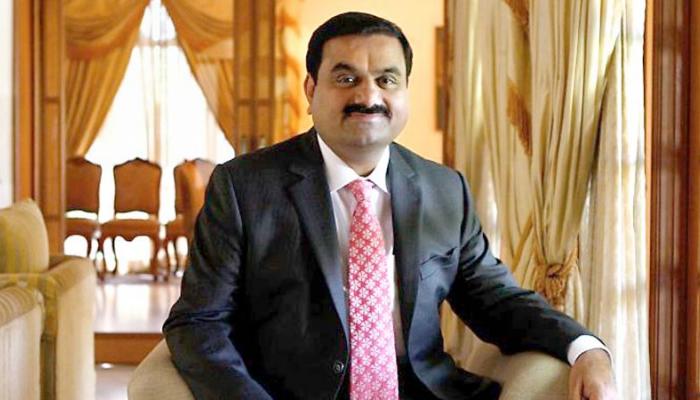 الملياردير الهندي “آداني” يتجاوز “جيتس” ويصبح رابع أثرياء العالم