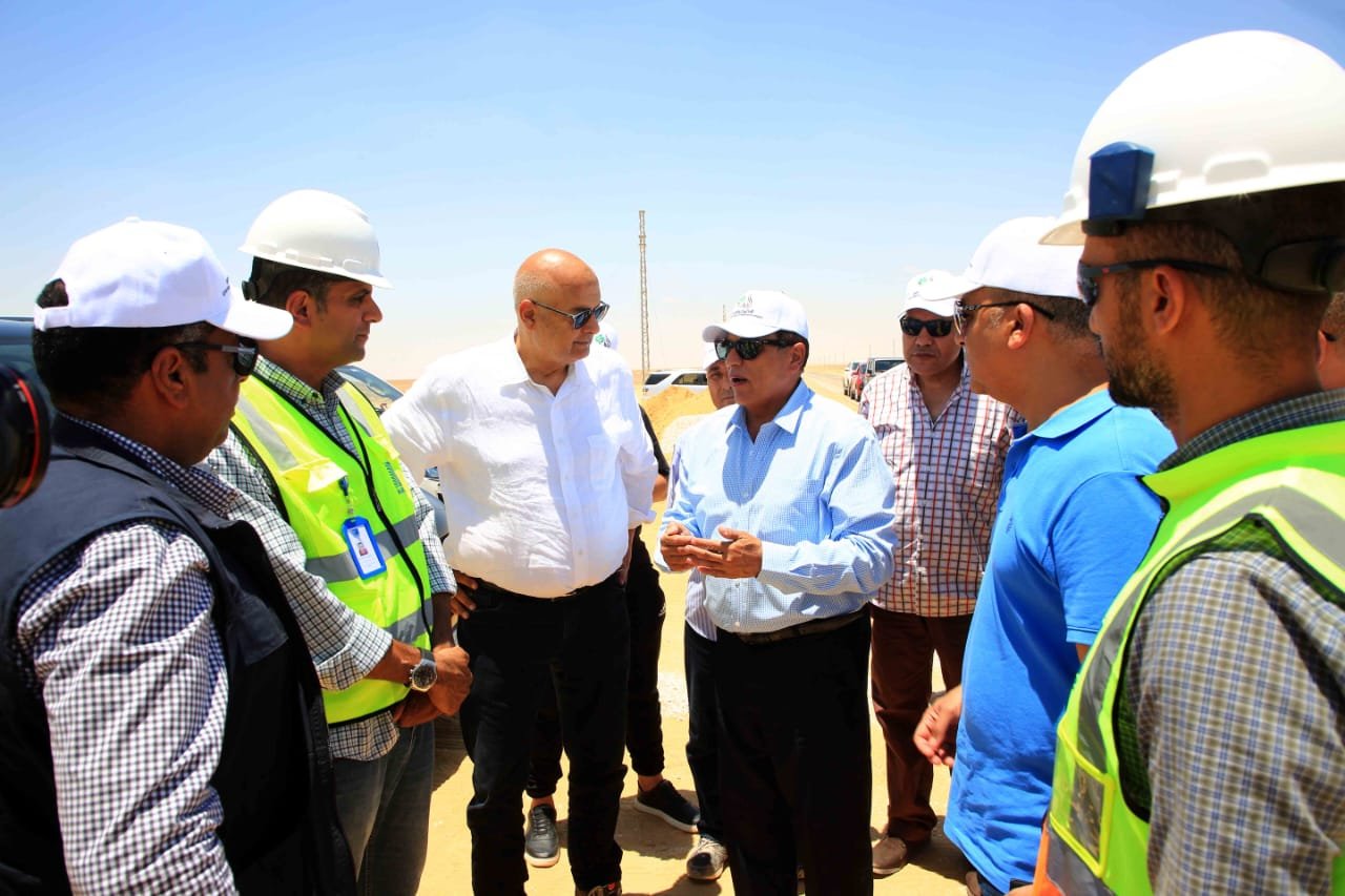 “الريف المصري”: تكثيف أعمال المرحلة الأولى من تزويد أراضي الـ1.5 مليون فدان بالكهرباء في المنيا