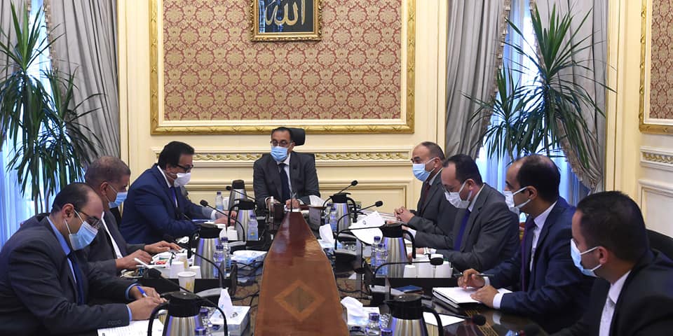 رئيس الوزراء يعقد اجتماعا لبحث المشكلات التي تواجه مركز 57357 لعلاج سرطان الأطفال بمدينة طنطا