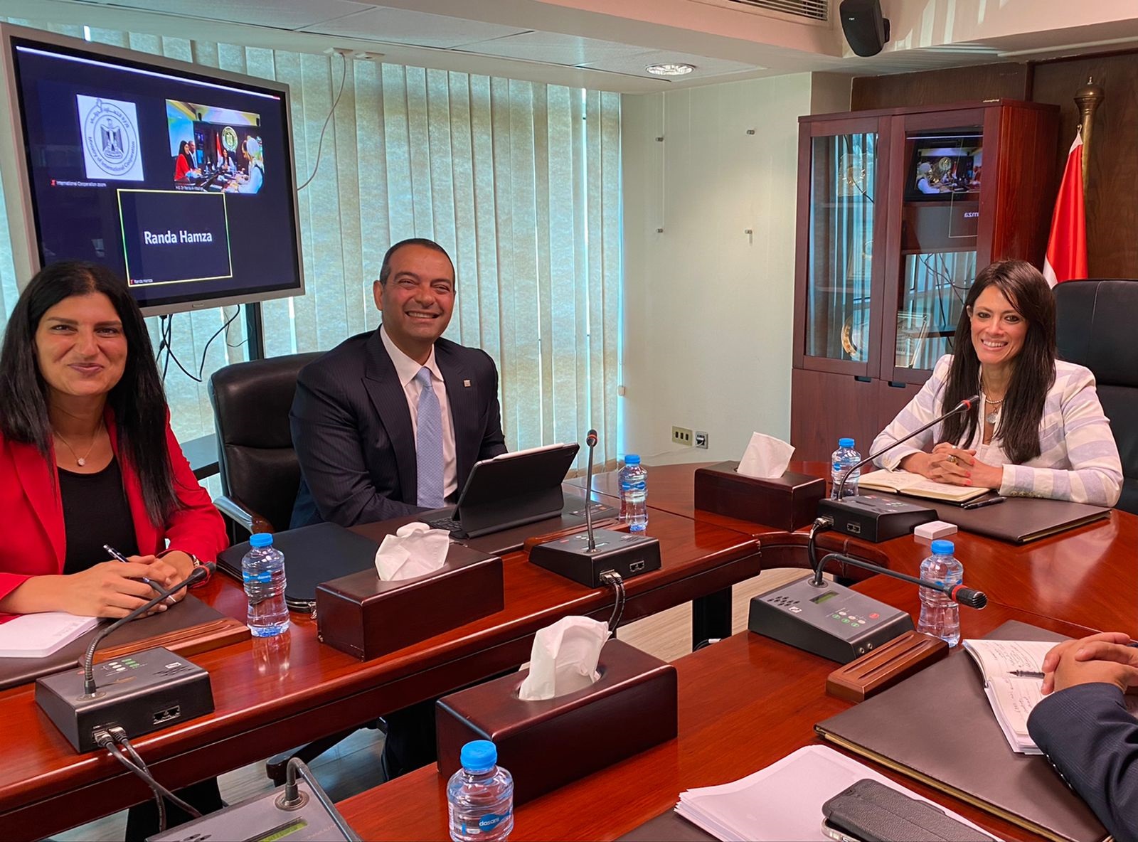 "المشاط" تبحث التعاون مع "صندوق مصر السيادي" لجذب الاستثمارات