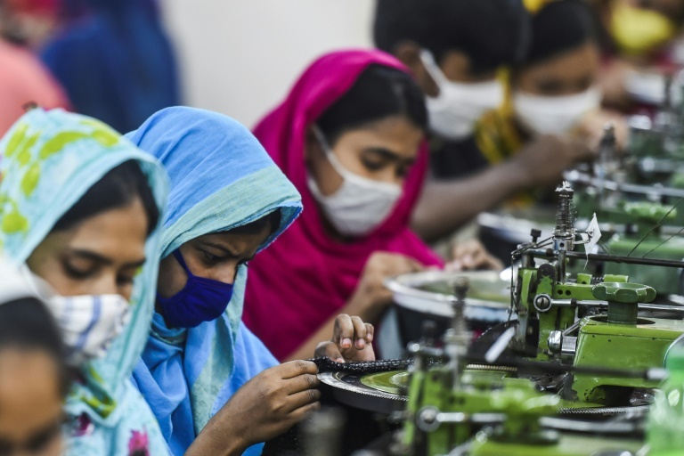 صناعة الملابس في بنجلاديش