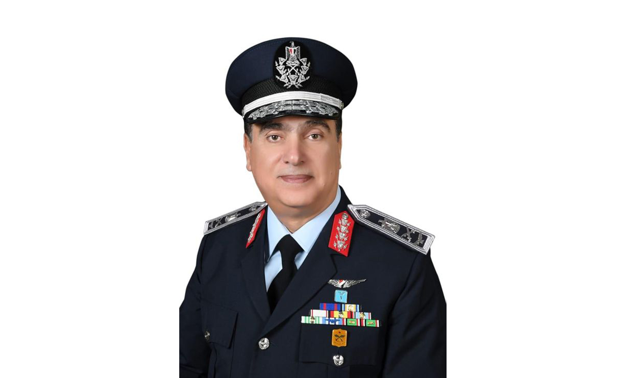 الرئيس السيسى يعين اللواء طيار محمود فؤاد عبد الجواد قائدًا للقوات الجوية