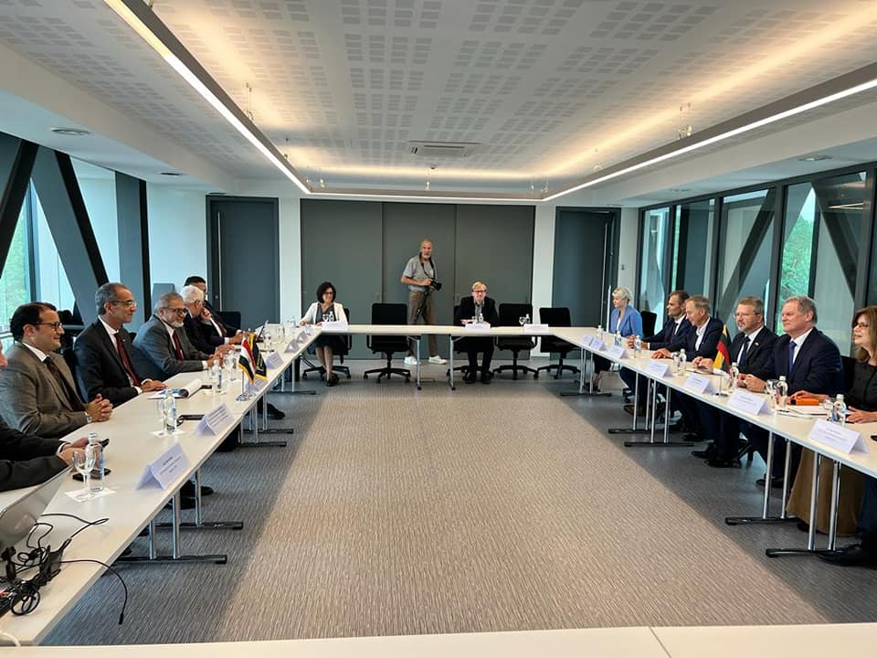 مباحثات مصرية ليتوانية للتعاون فى مجال حوكمة البيانات المفتوحة والتوقيع الإلكترونى